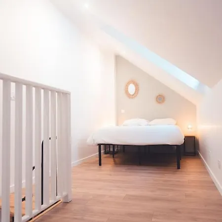 Daire L'armoirie, Cosy Nid Douillet