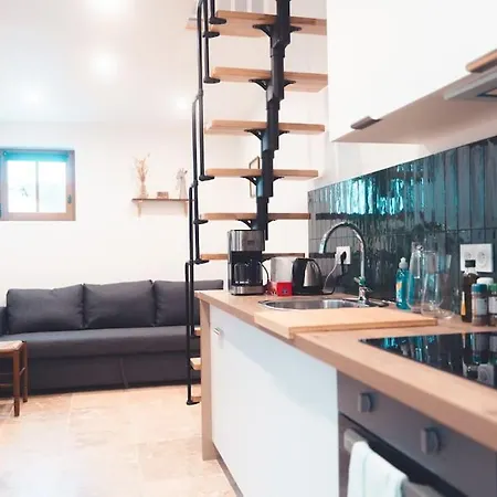 L'armoirie, Cosy Nid Douillet Tours